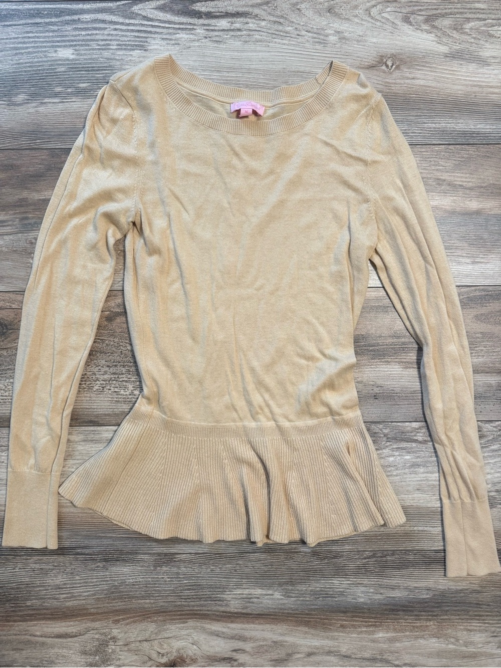 Lilly Pulitzer Beige Crewneck Peplum Pullover